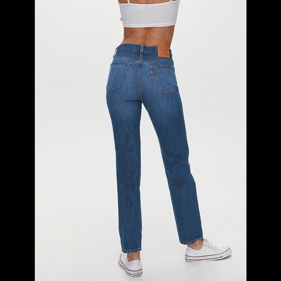 Aritzia Levi’s 501 long - Picture 2 of 3